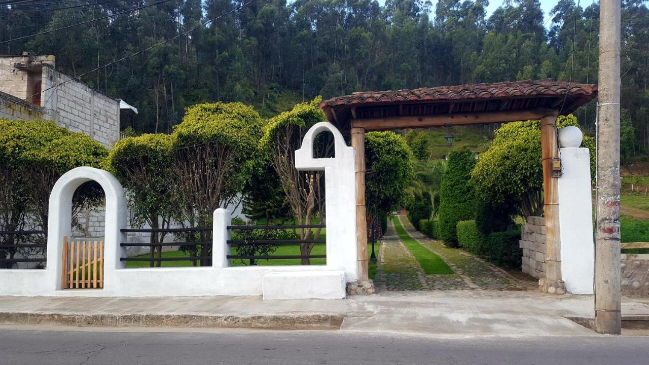 Atallaro Hospedaje Otavalo Luaran gambar